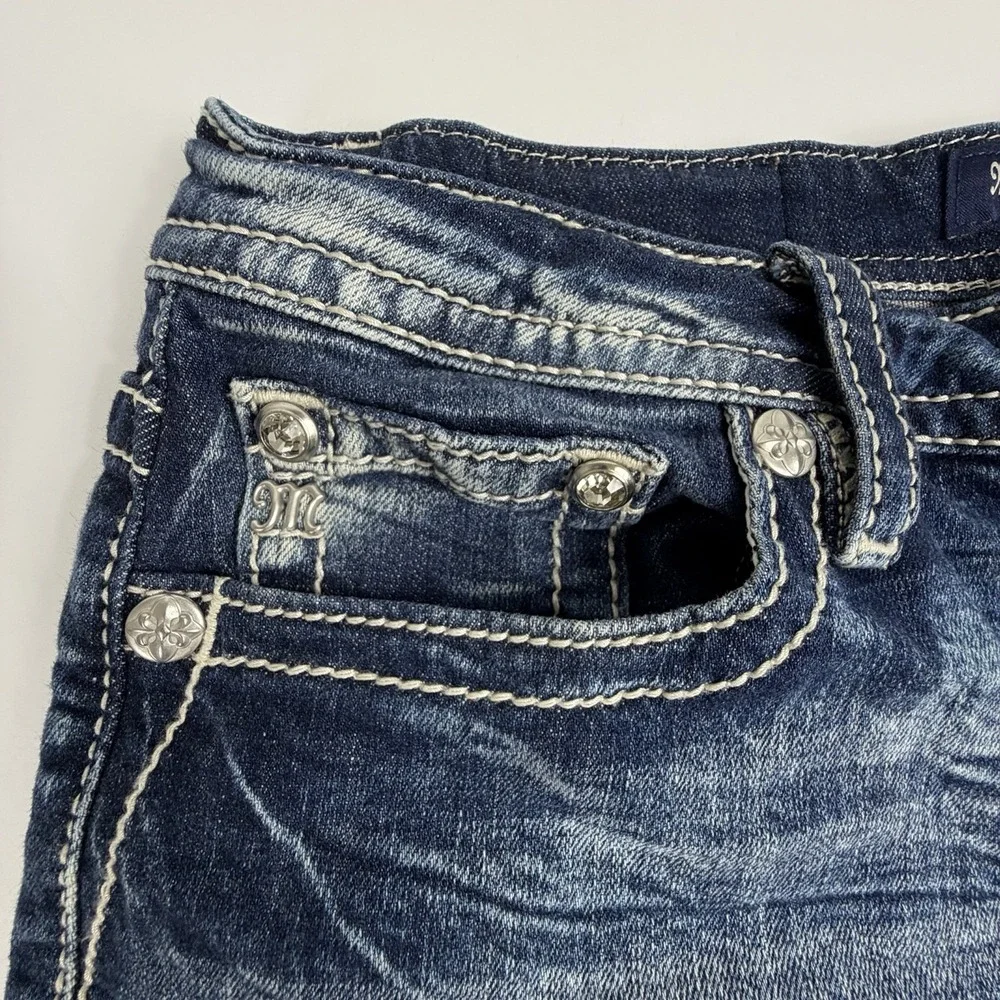 Miss Me Longhorn Embroidered Denim Shorts Women's Size 31 Mid Rise Western Boho - Picture 3 of 10